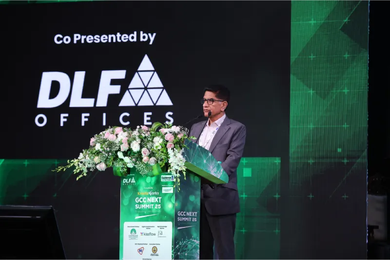 Workplace event moment photo