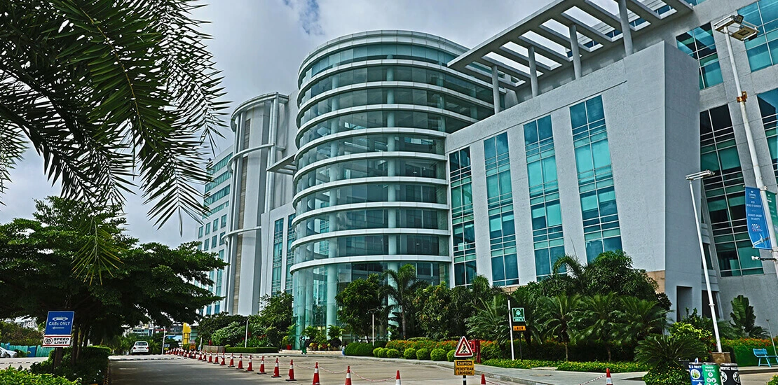 Front View Of DLF Cybercity Hyderabad A Commercial Office Space For Lease In Hyderabad
