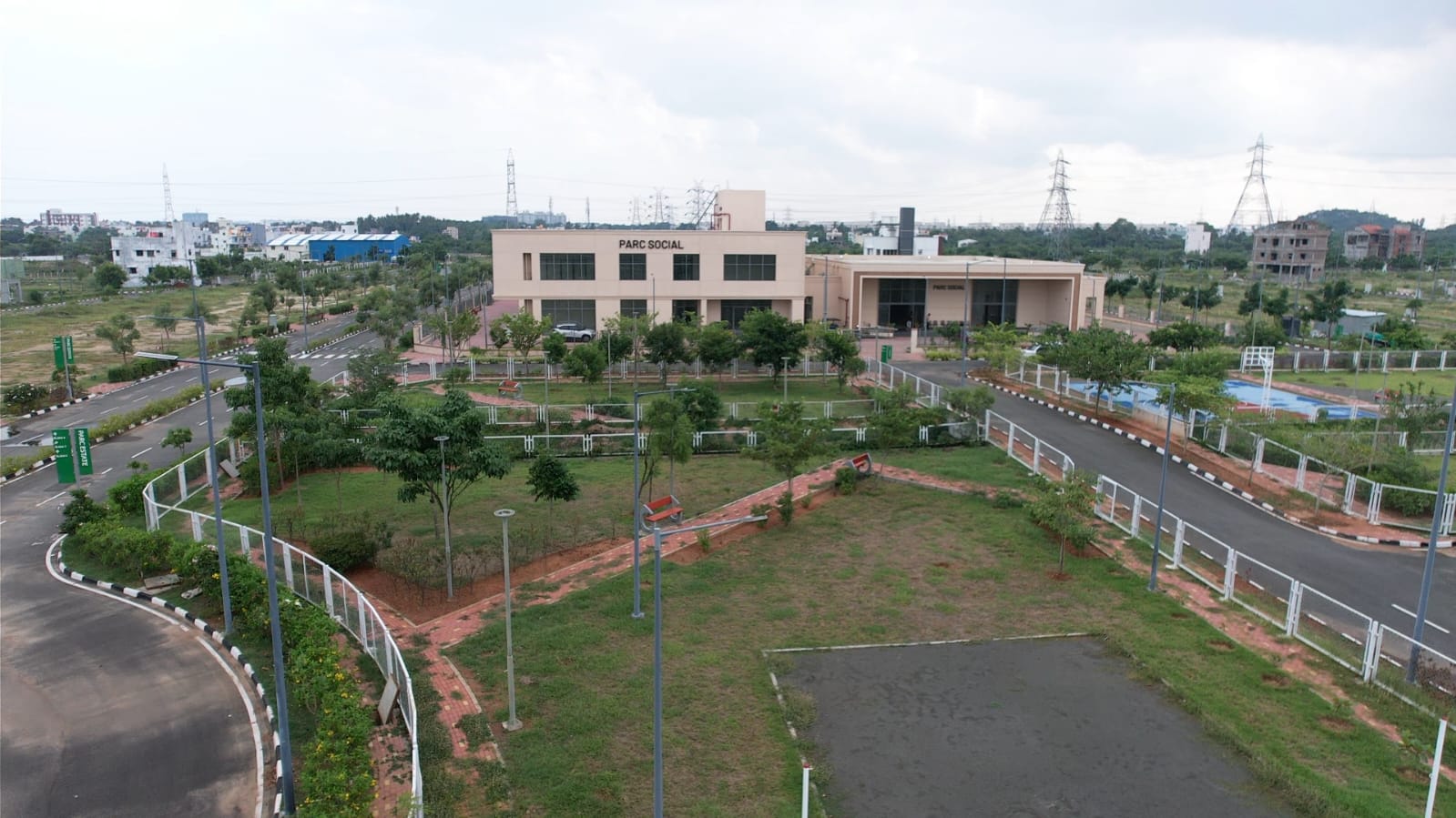 DLF Parc Estate Parc Social and landscaped park